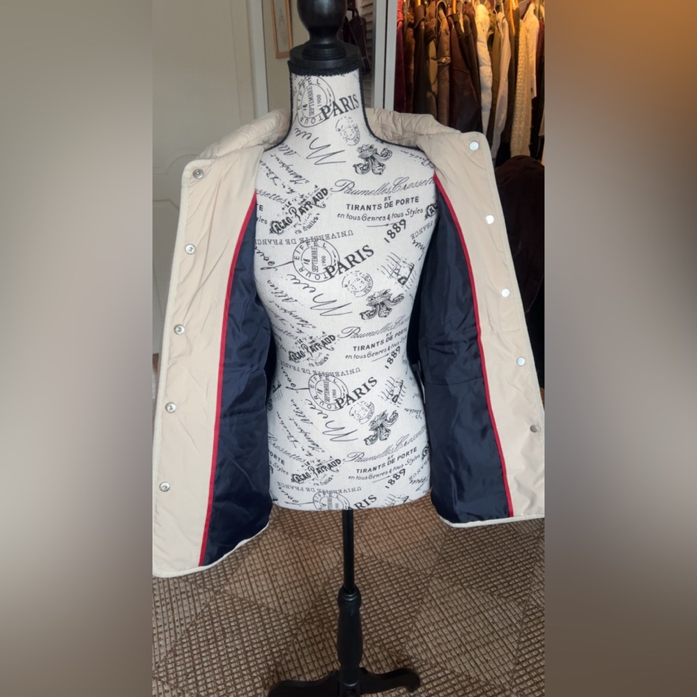 Tommy Hilfiger Beige Quilted Women's Puffer Jacket - Picture 2 of 4